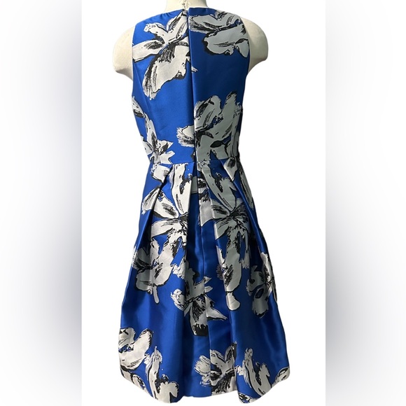 Carmen Marc Valvo Dress Size 6 - Picture 3 of 7